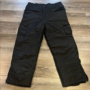 Extreme Outfitters insulated snow pants. Size XL.